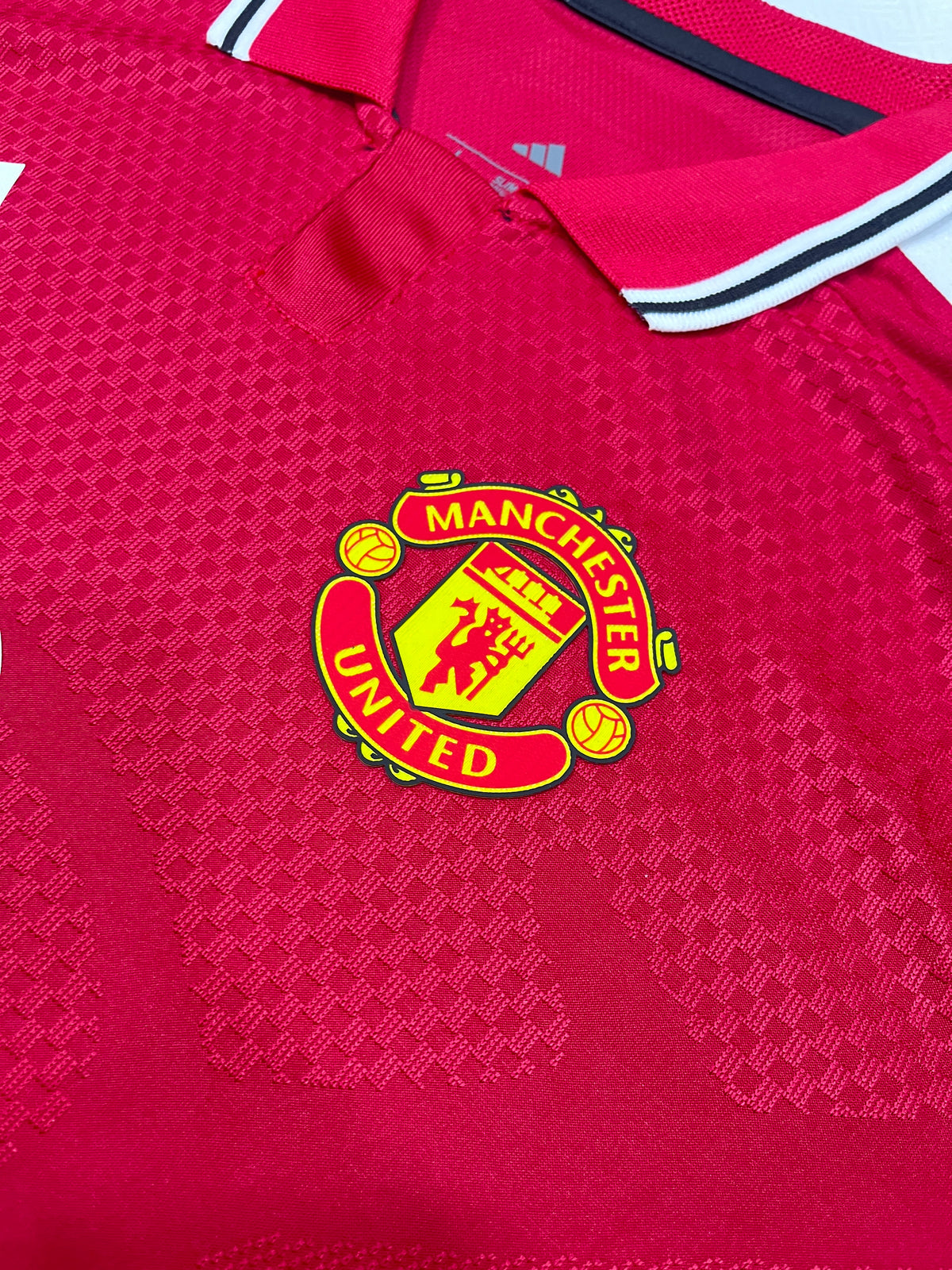 Manchester United 26/27 - Local