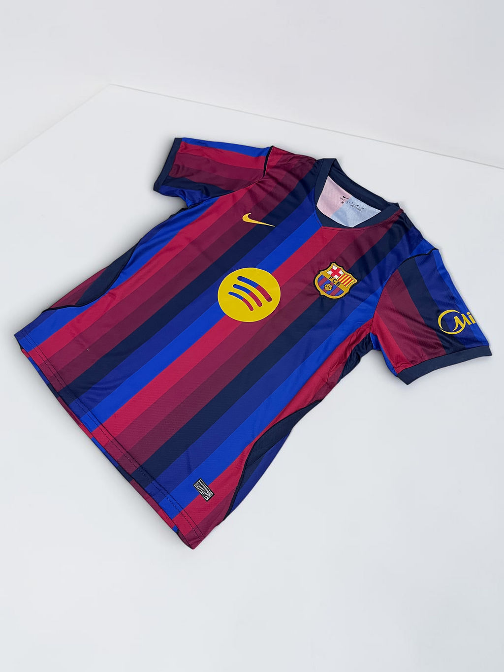 Barcelona Local 26/27 Versión Fan