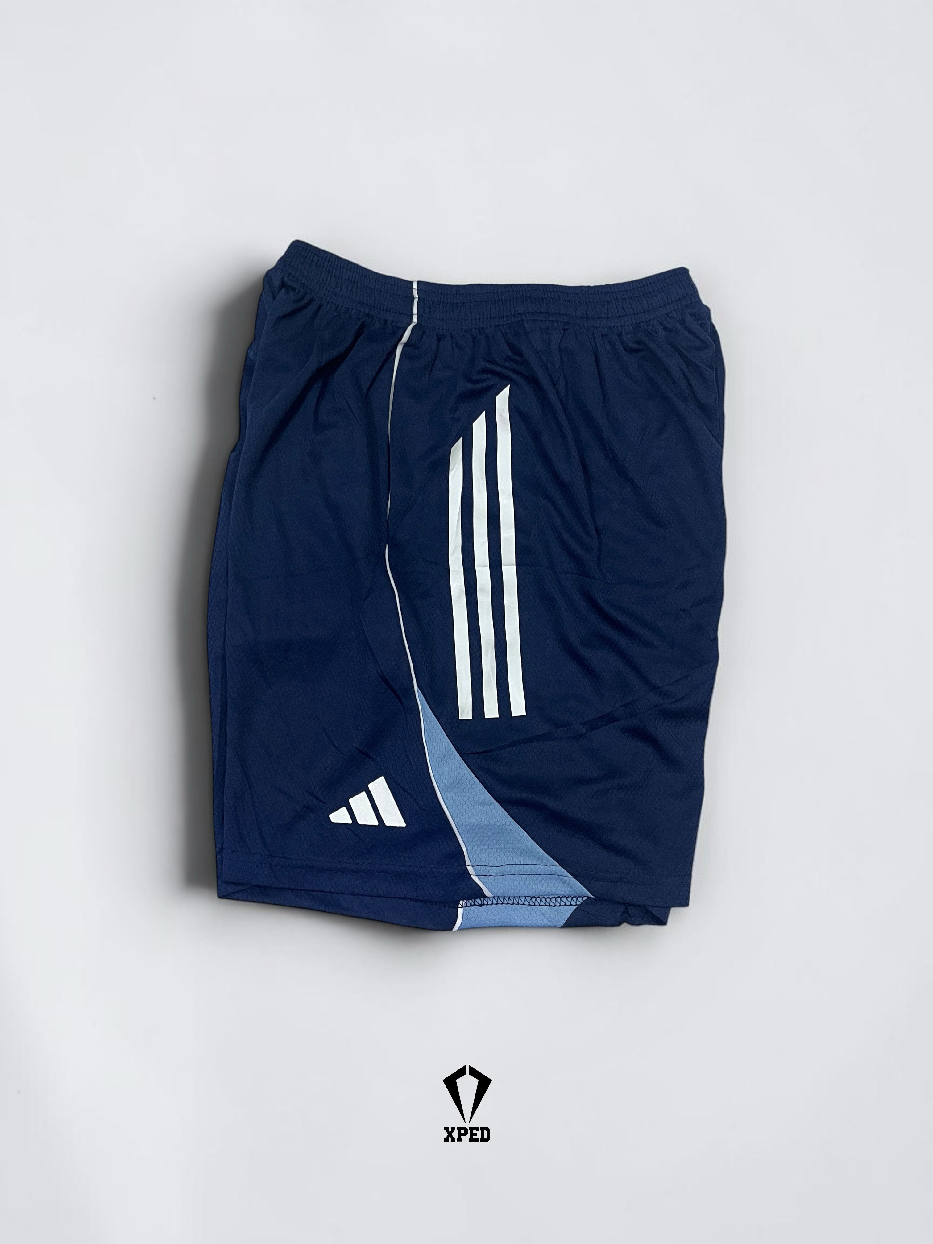 Shorts Millonarios 2026