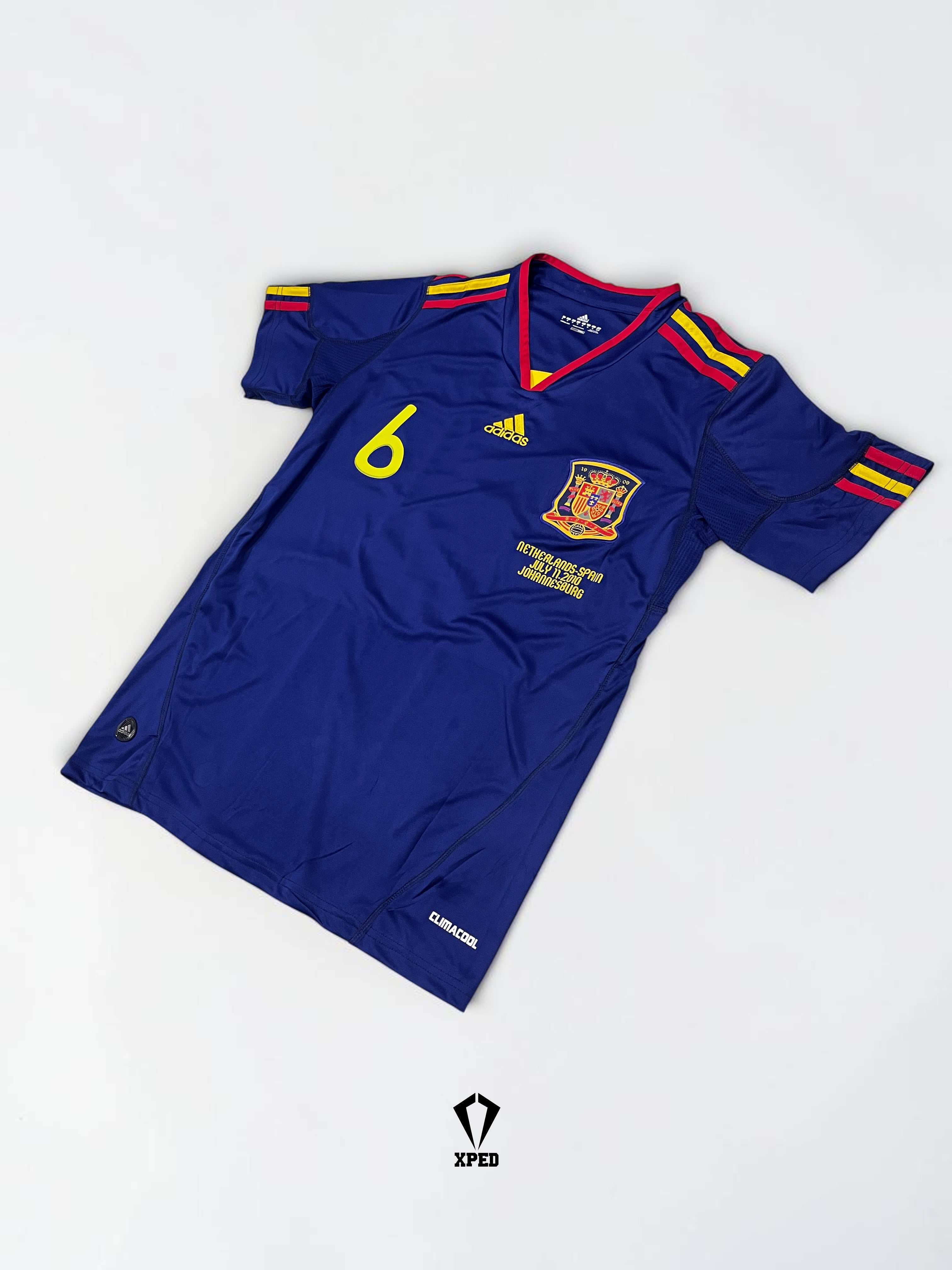 España 2010/ Iniesta #6- Retro